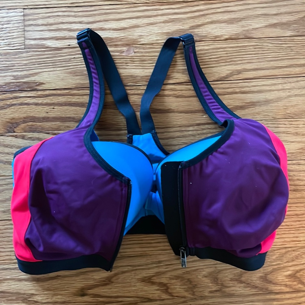 Victoria secret sports bra
